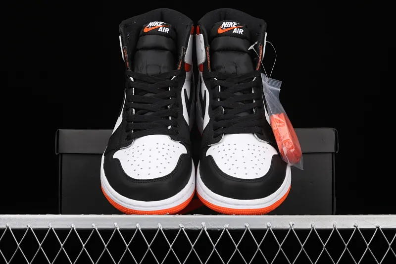 All Categories Air Jordan Jordan Series Basketball Shoes Air Jordan 1 High Air Jordan 1 High OG "Black Toe Shattered Backboard" AJ1 Joe 1 Shattered Backboard Black Toe High Top Basketball Shoes 555088-180
